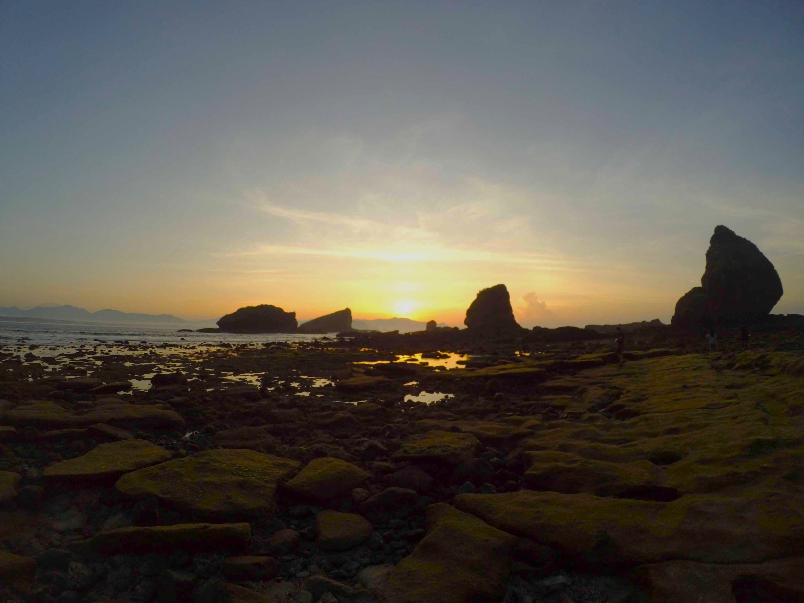 Dua Belas di Pantai Papuma